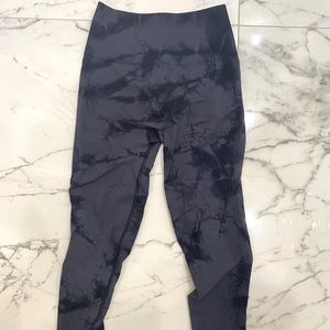 Lululemon leggings tie dye